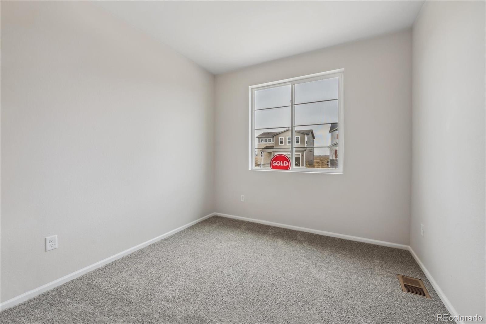 979 Rustling Street Windsor, CO 80550 - Photo 2 of 23 Gallery Image 2