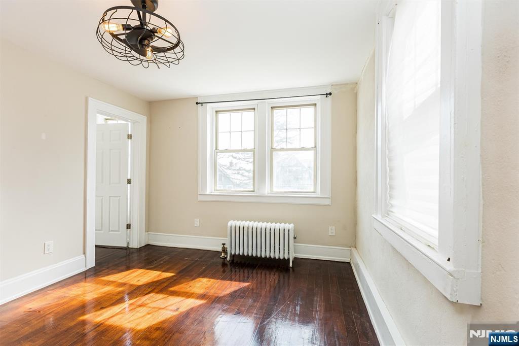 43 Pleasant Way Montclair, NJ 07042 - Photo 13 of 28 a view of a livingroom with a window