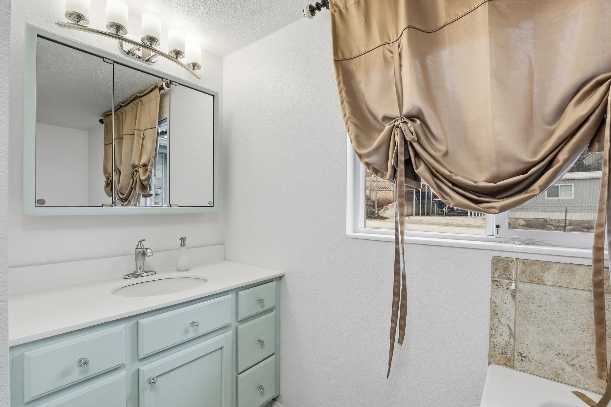 41914 Robert Road Loon Lake, WA 99148 - Photo 18 of 43