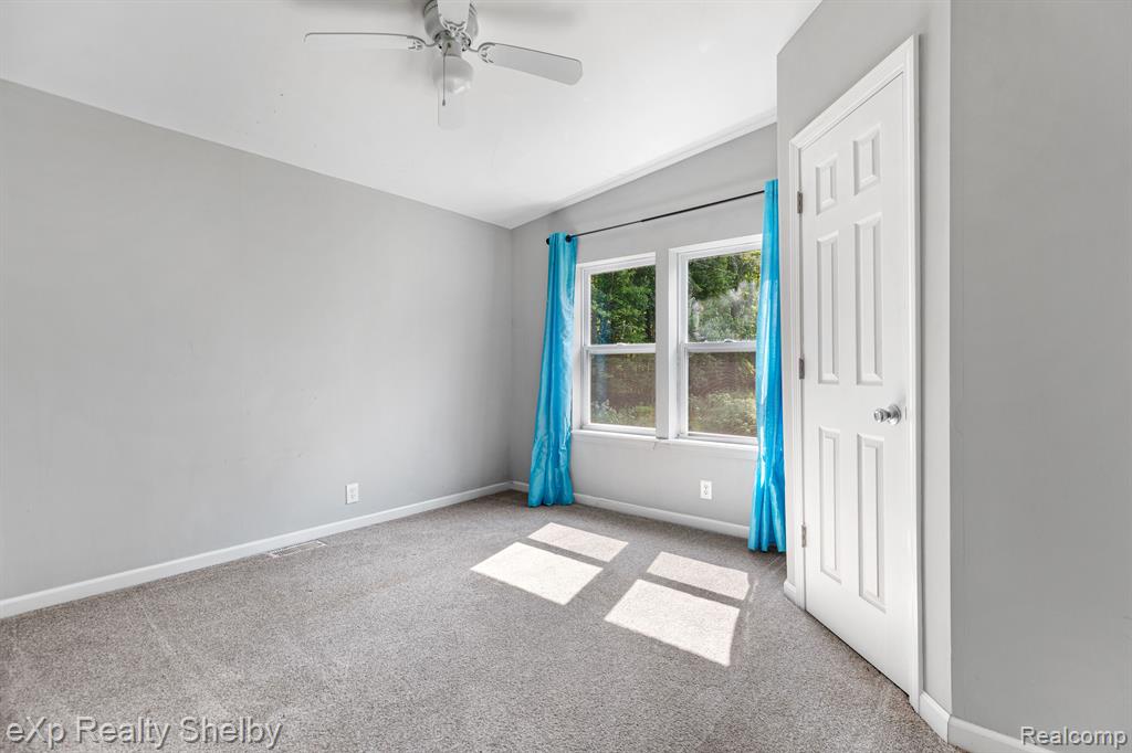 7125 Bray Road Vassar, MI 48768 - Photo 19 of 35