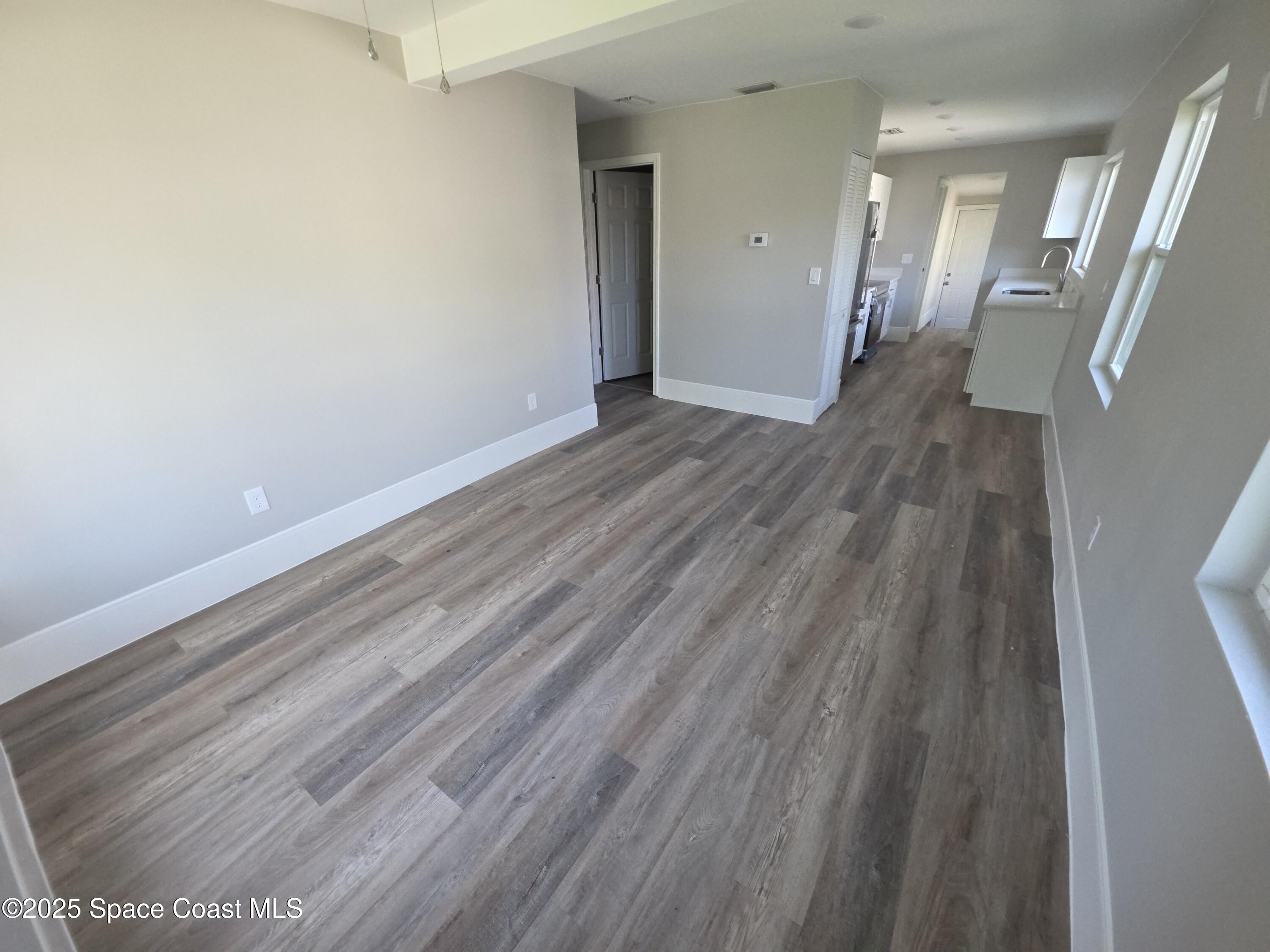 417 Dove Avenue Rockledge, FL 32955 - Photo 3 of 10 417 Dove Entrrway