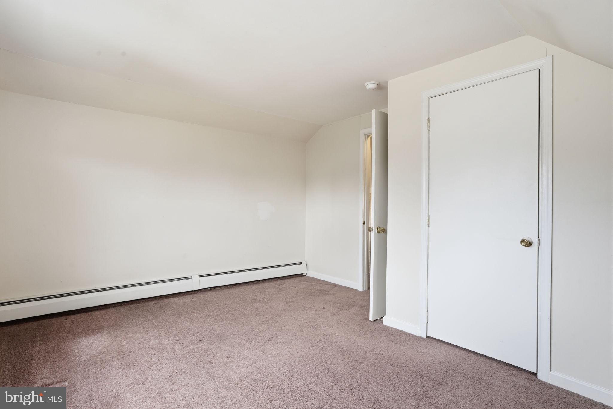 52 Inland Road Levittown, PA 19057 - Photo 17 of 21 Gallery Image 17