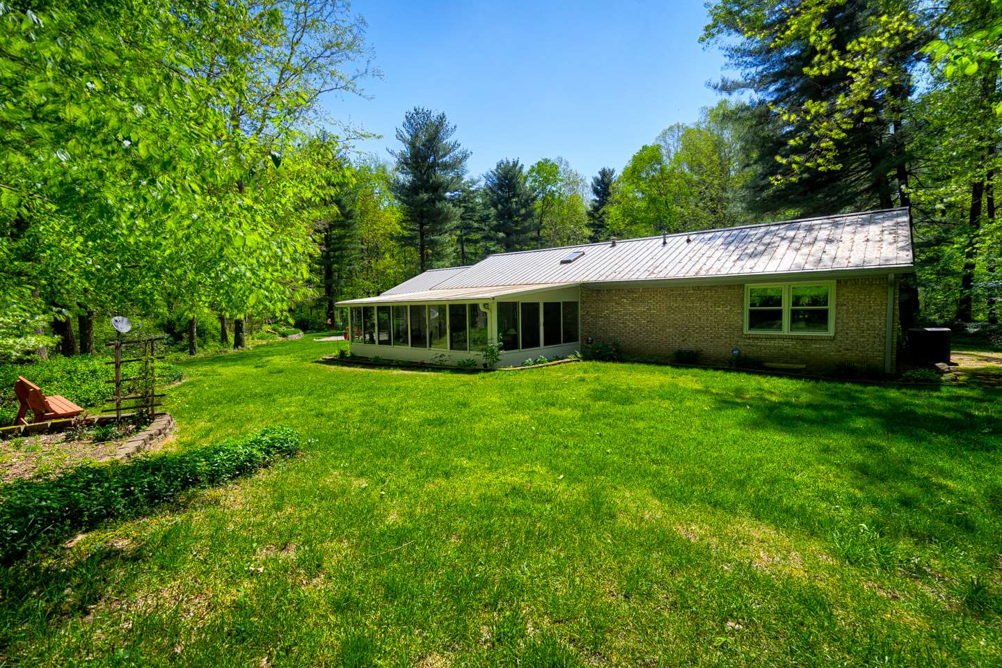 1566 Yankeetown Road Boonville, IN 47601 - Photo 24 of 32 Gallery Image 24