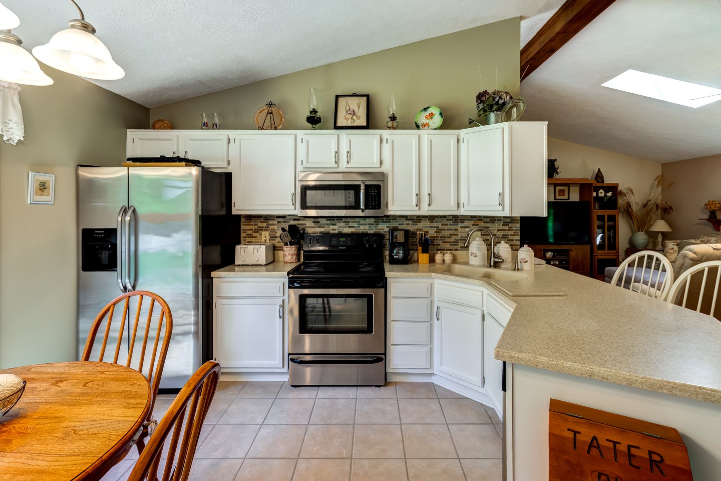 1566 Yankeetown Road Boonville, IN 47601 - Photo 10 of 32 Gallery Image 10