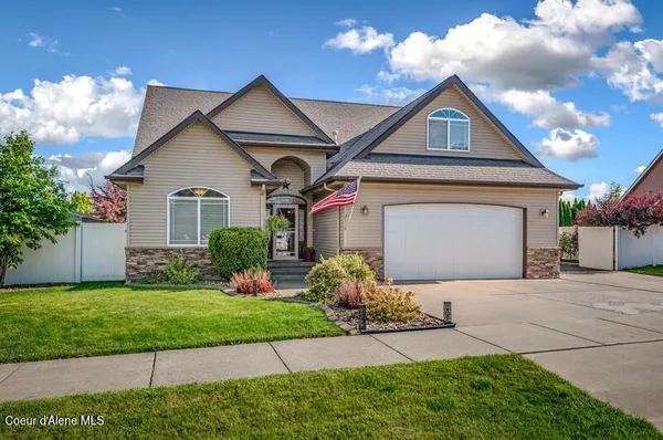 $689,000 | 2518 West Berkley Lane, Hayden, ID 83835