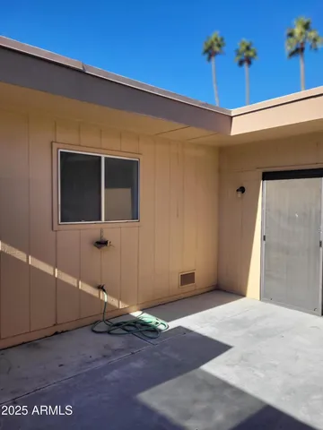 $1,100 | 10060 West Royal Oak Road, Unit B, Sun City, AZ 85351