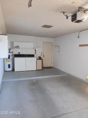 $1,100 | 10060 West Royal Oak Road, Unit B, Sun City, AZ 85351