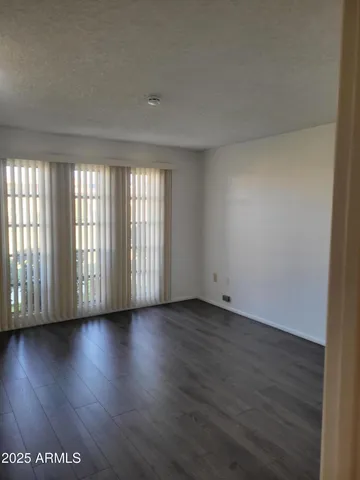$1,100 | 10060 West Royal Oak Road, Unit B, Sun City, AZ 85351