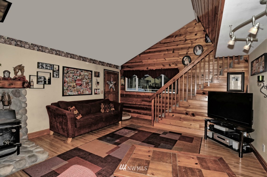 12111 Bollenbaugh Hill Road Monroe, WA 98272 - Photo 5 of 16 Gallery Image 5