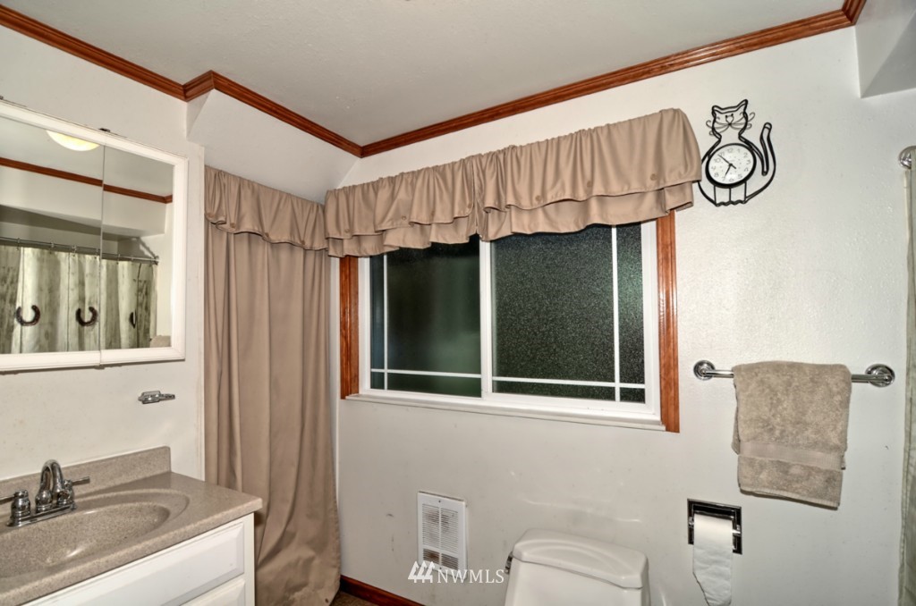 12111 Bollenbaugh Hill Road Monroe, WA 98272 - Photo 10 of 16 Gallery Image 10