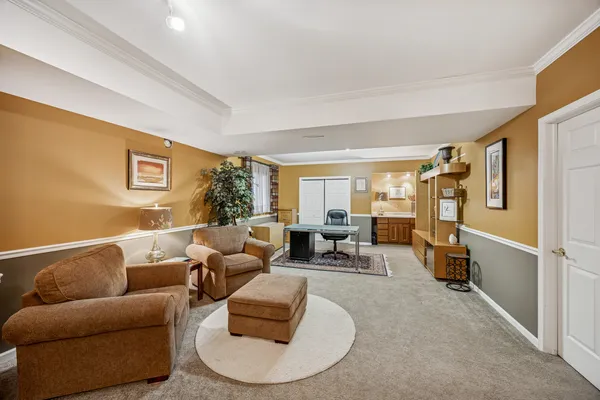 $587,500 | 8711 Berkley Court, Orland Park, IL 60462