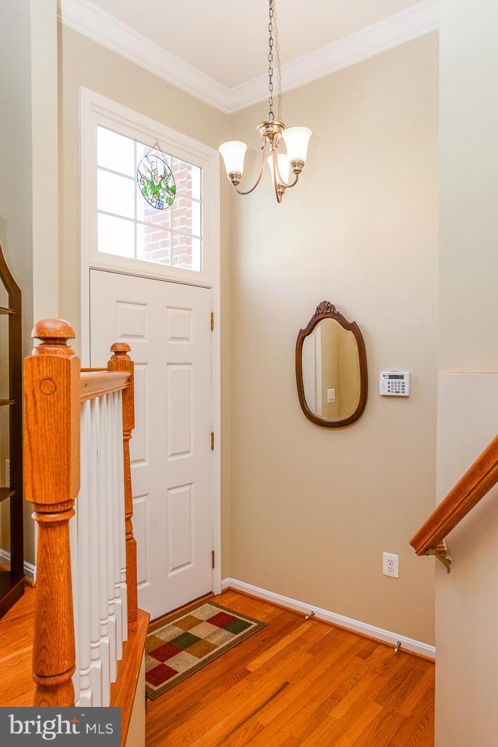 9134 Furey Road Lorton, VA 22079 - Photo 3 of 24 Interior (General)