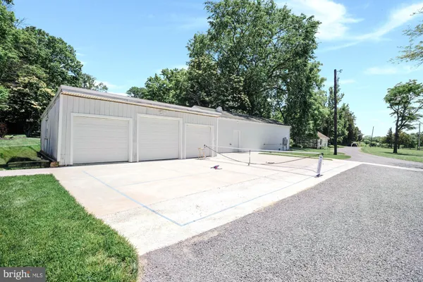 $6,900,000 | 1902 Jefferson Pike, Knoxville, MD 21758