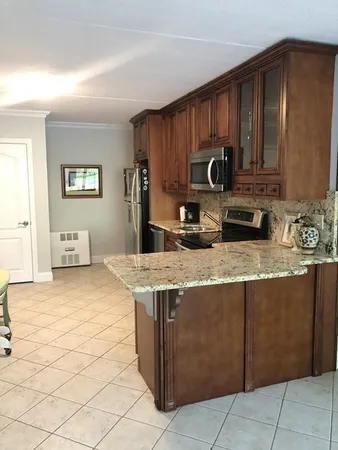 $1,800 | 200 Swanton Street, Unit T30, Winchester, MA 01890