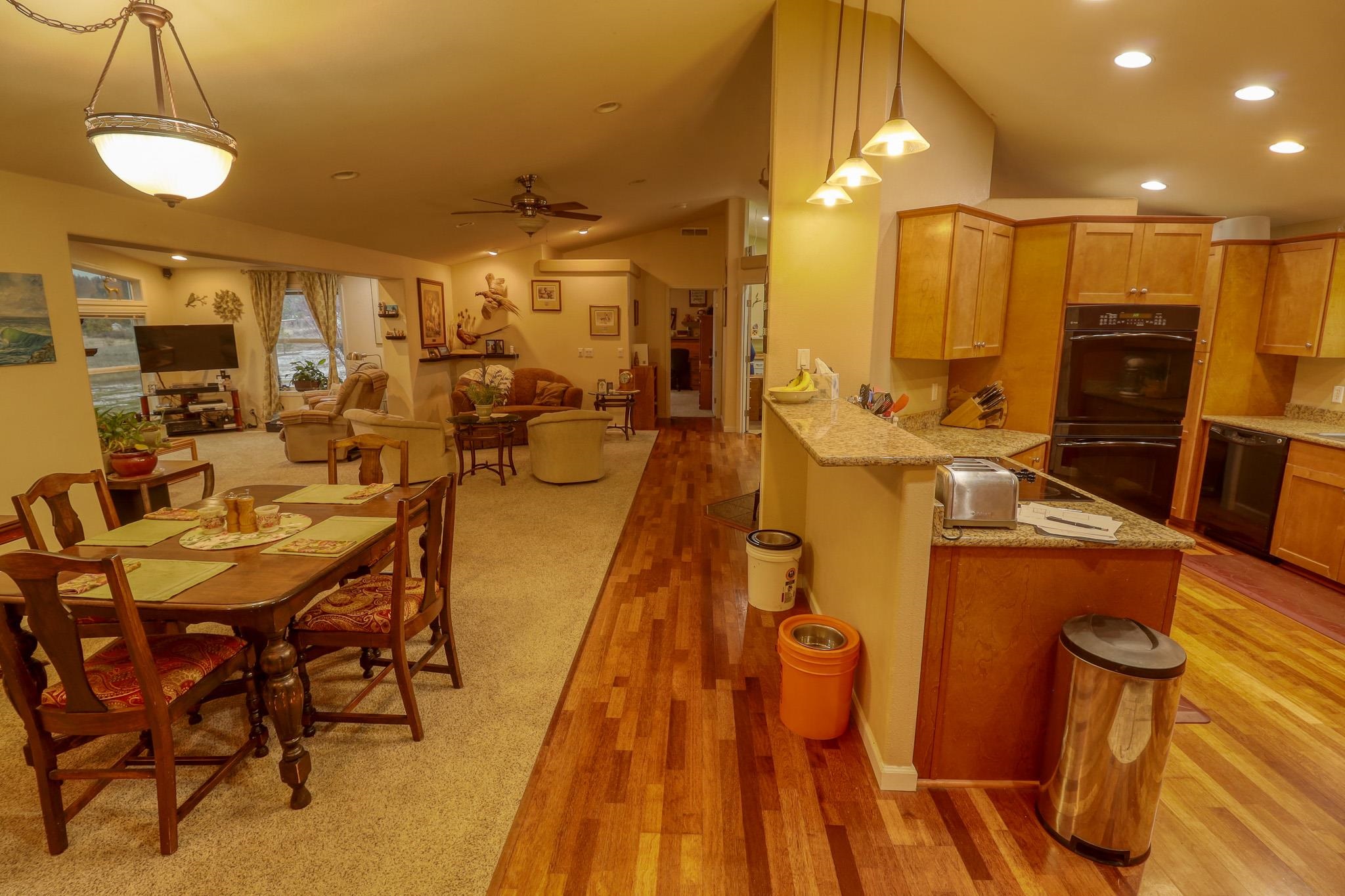 27601 North Scotts Ridge Lane Chattaroy, WA 99003 - Photo 11 of 48