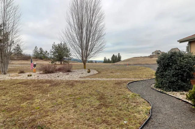 $615,000 | 27601 North Scotts Ridge Lane, Chattaroy, WA 99003