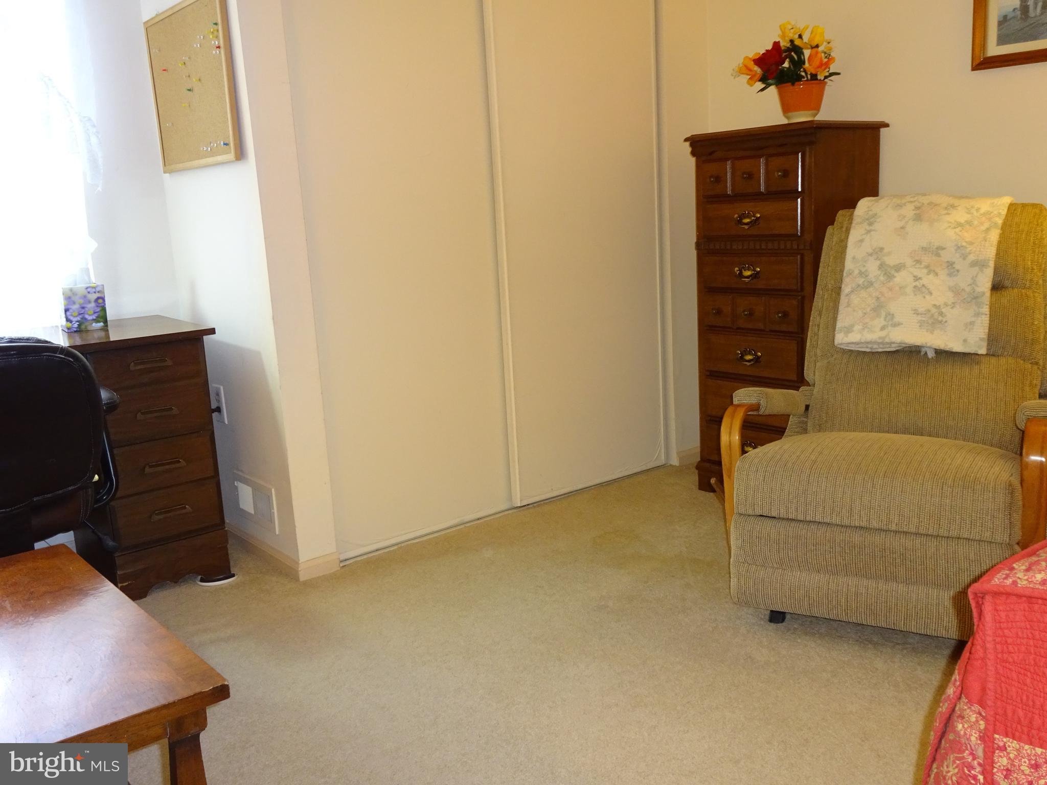 15 Stratford Road Southampton, NJ 08088 - Photo 26 of 35 Double Closet in Bedroom 2/Office