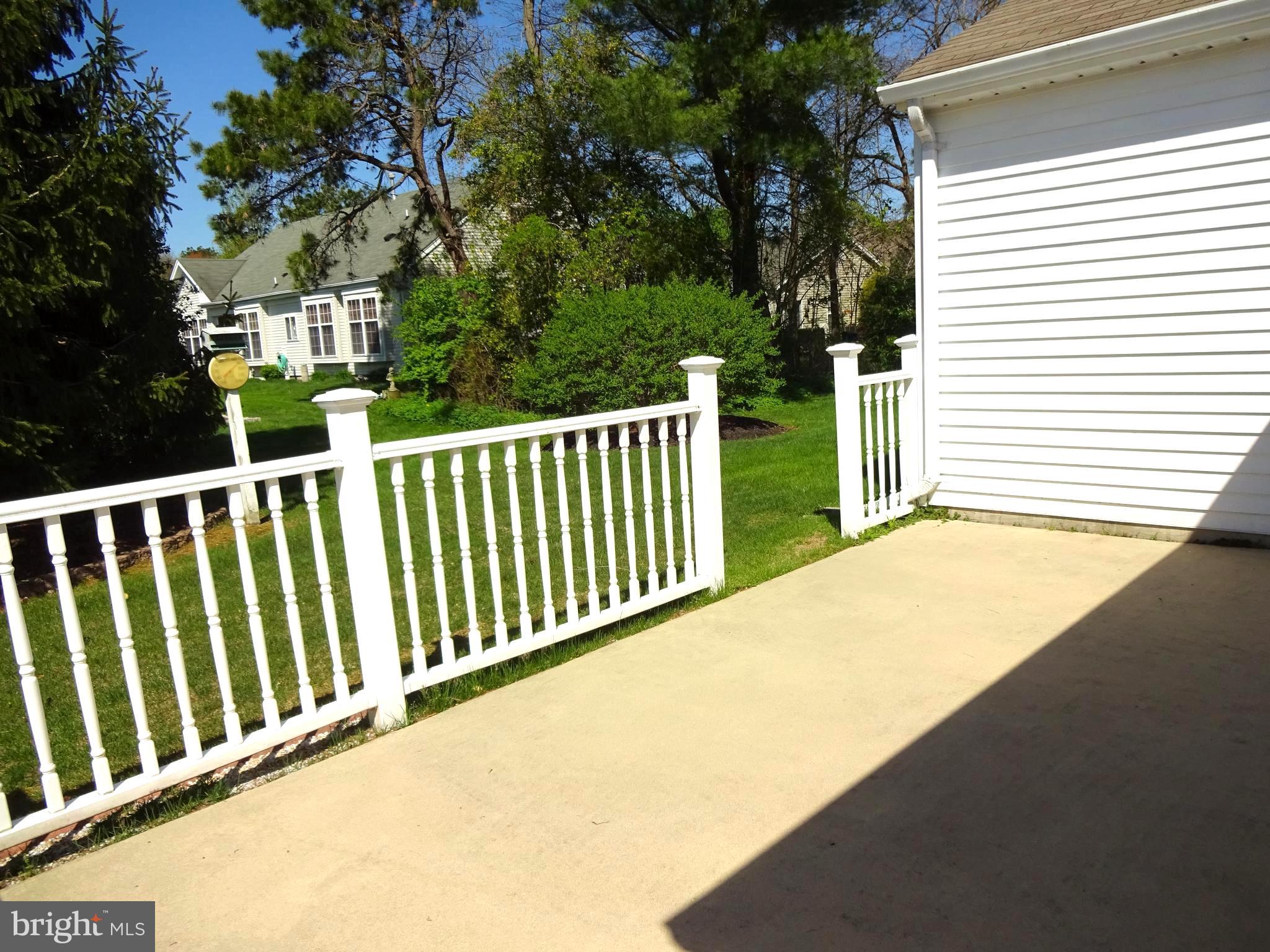 15 Stratford Road Southampton, NJ 08088 - Photo 31 of 35 Patio & Backyard Views