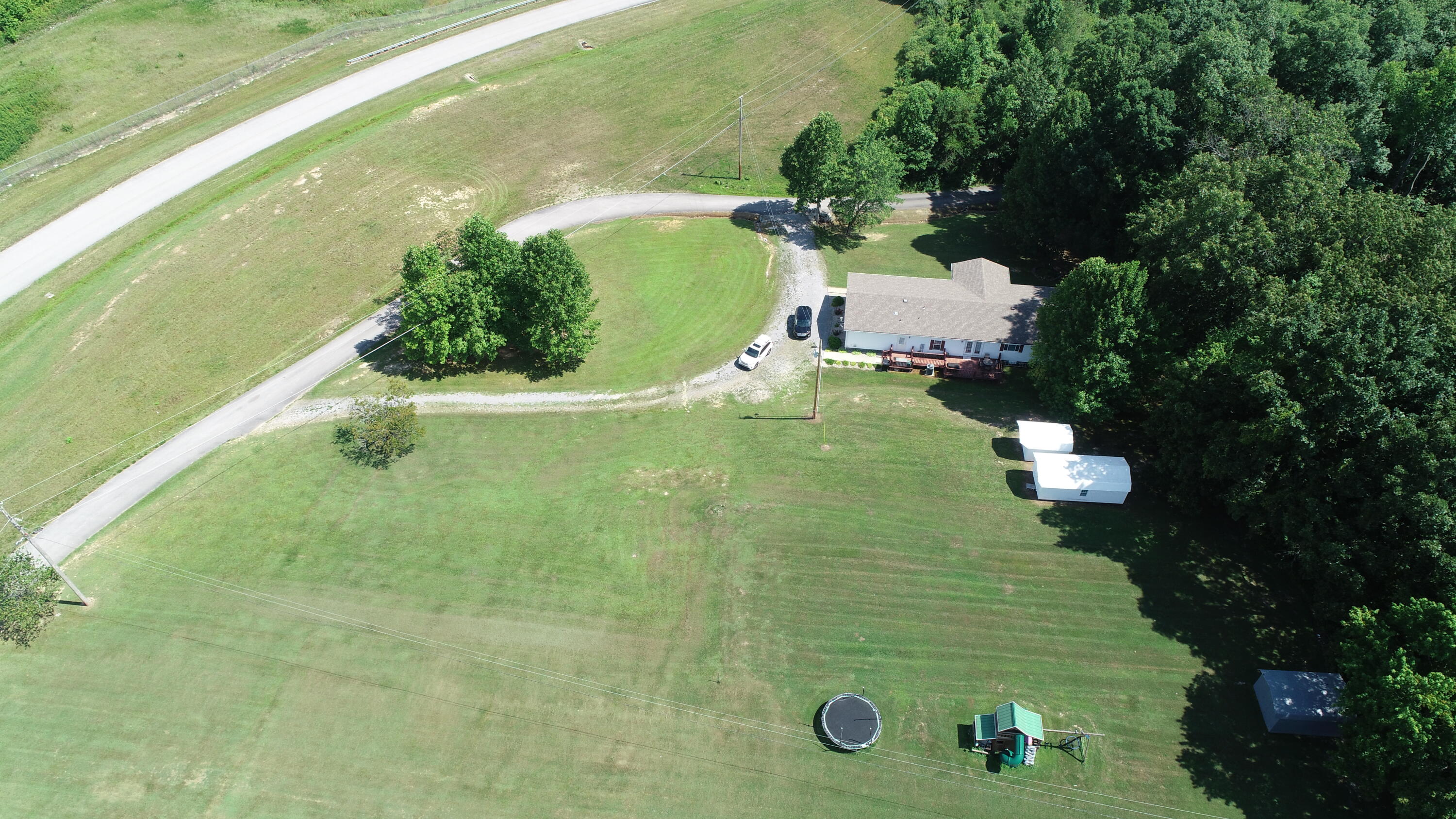 250 Red Fox Road Williamsburg, KY 40769 - Photo 38 of 39 DJI_0801