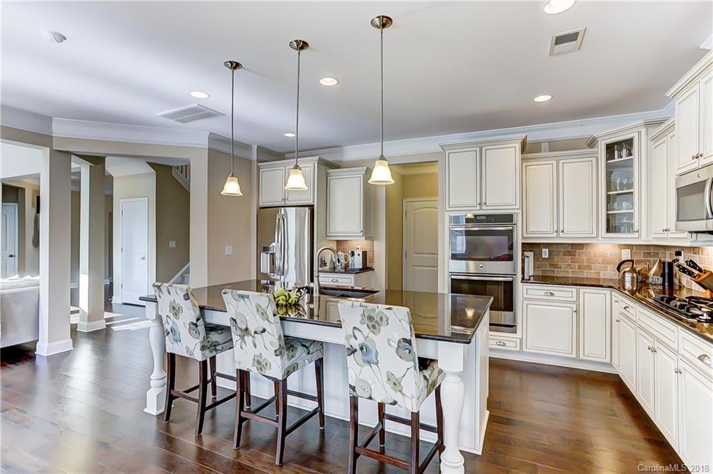 870 Solandra Way Tega Cay, SC 29708 - Photo 13 of 36 Gallery Image 13