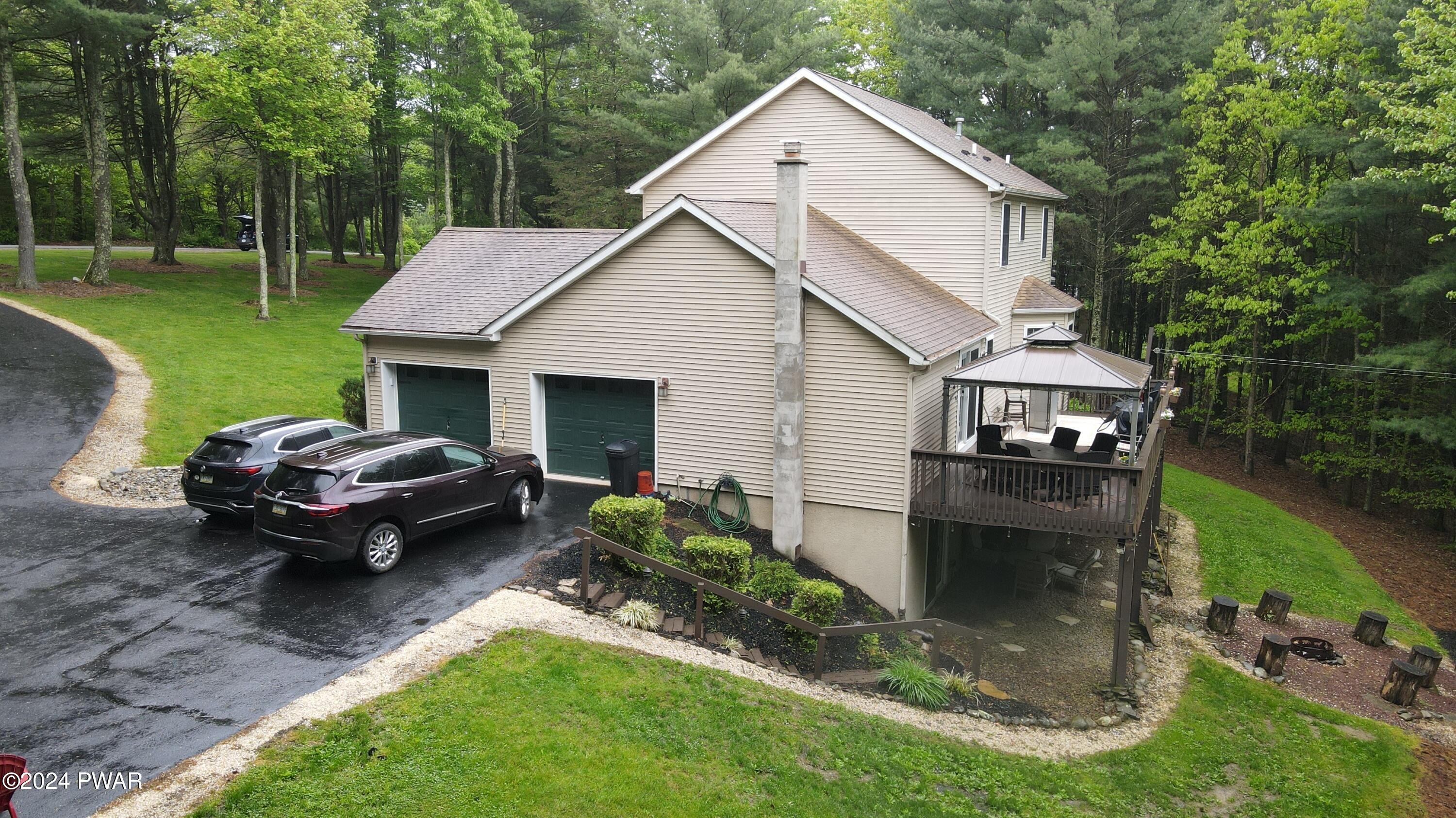 131 Emery Road Dingmans Ferry, PA 18328 - Photo 9 of 47 Gallery Image 9