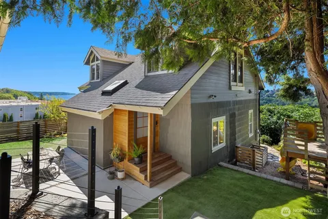 $2,195,000 | 2508 13th Avenue West, Seattle, WA 98119