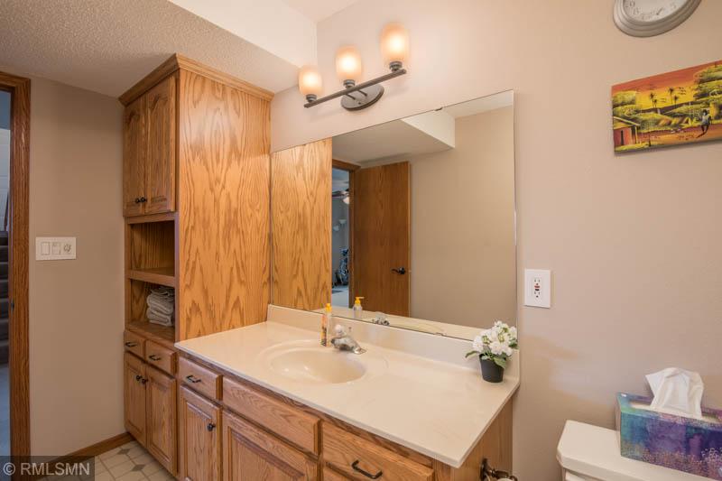 4812 5th Street Northwest Rochester, MN 55901 - Photo 21 of 33
