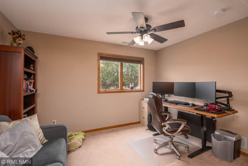 4812 5th Street Northwest Rochester, MN 55901 - Photo 24 of 33