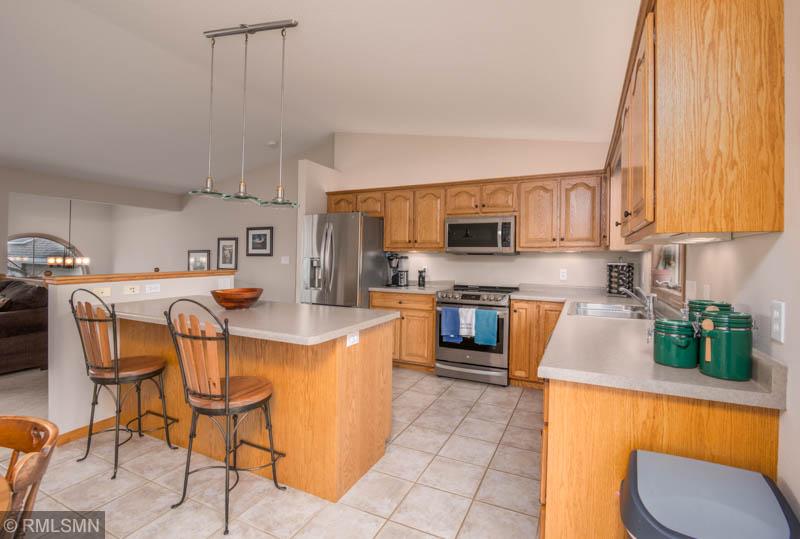 4812 5th Street Northwest Rochester, MN 55901 - Photo 5 of 33