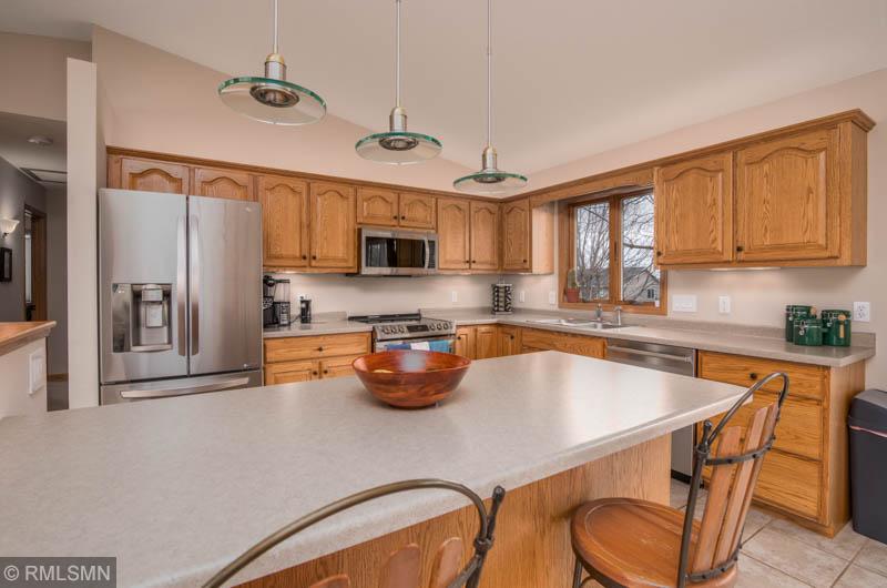 4812 5th Street Northwest Rochester, MN 55901 - Photo 7 of 33