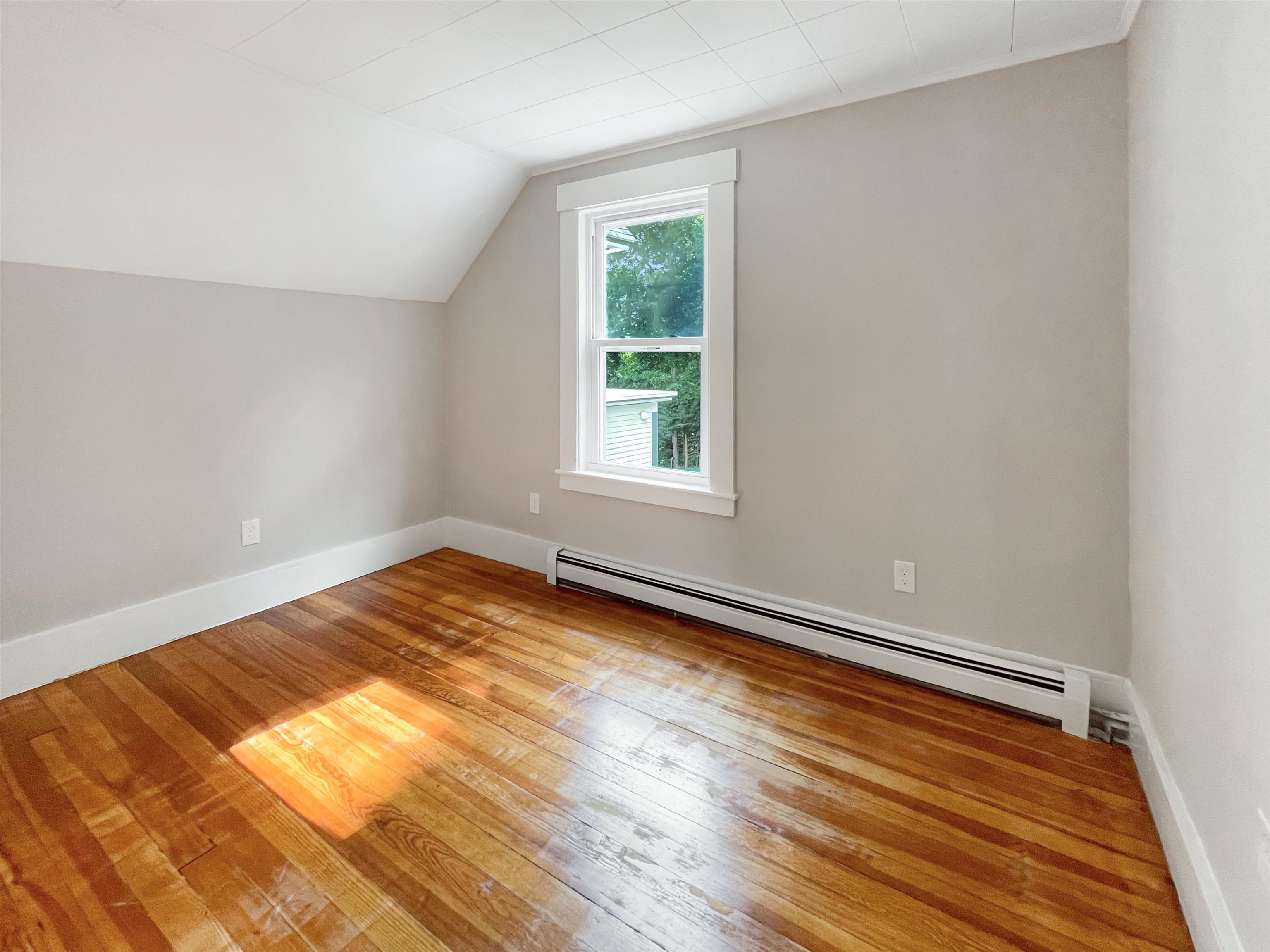 15 Sheridan Avenue Rochester, NH 03867 - Photo 14 of 26