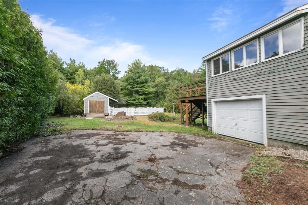 7 Rockpoint Road Southborough, MA 01772 - Photo 26 of 36 Gallery Image 26