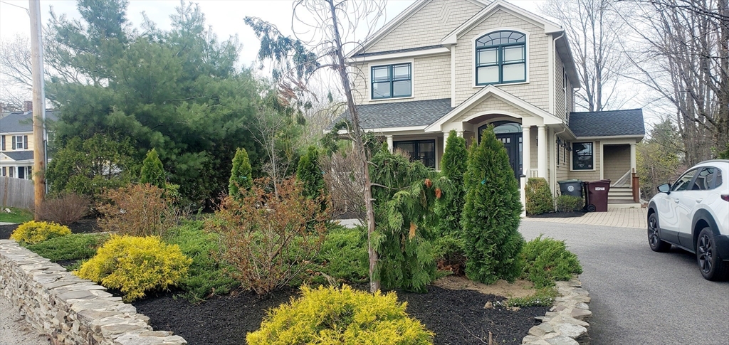 24 Elm Street Dedham, MA 02026 - Photo 3 of 42