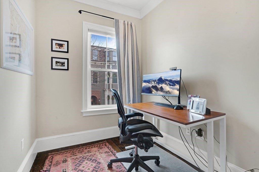 17 Atlantic Street Boston, MA 02127 - Photo 11 of 27