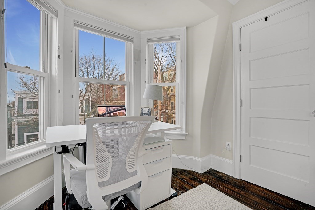 17 Atlantic Street Boston, MA 02127 - Photo 17 of 27