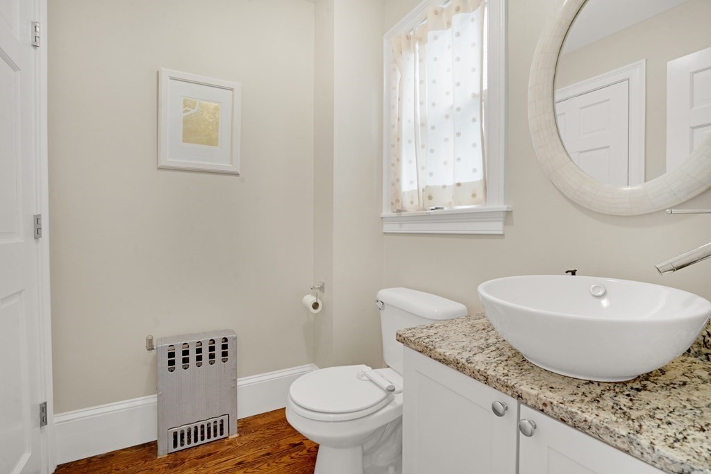 17 Atlantic Street Boston, MA 02127 - Photo 7 of 27