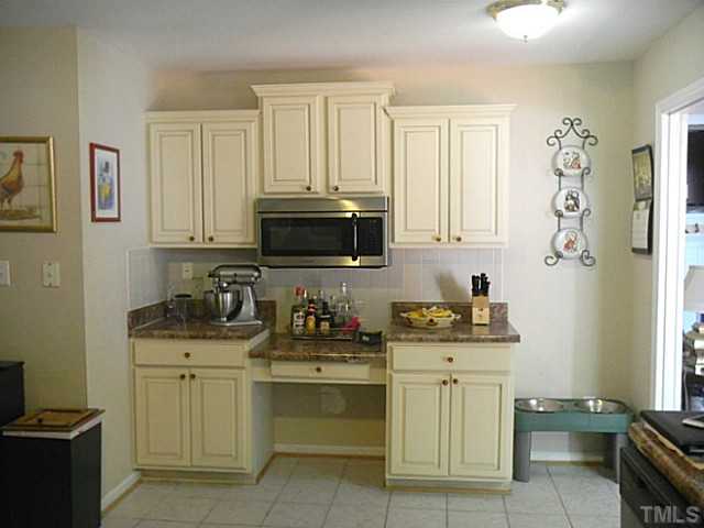 148 Melksham Road Wake Forest, NC 27587 - Photo 9 of 25 Gallery Image 9