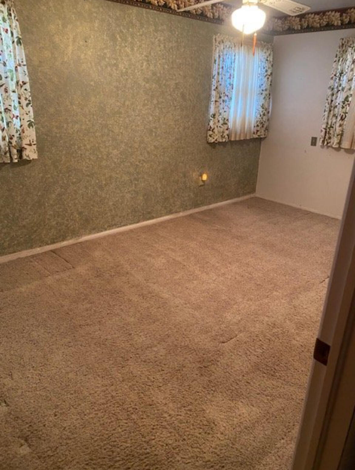 1010 10th Street Shallowater, TX 79363 - Photo 6 of 12 IMG_3914