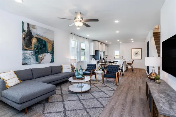 $2,050 | 308 Stinchcomb Road, Hutto, TX 78634