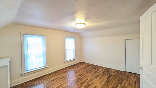 $1,275 | 340 Marble Street, Unit 2, Joliet, IL 60435