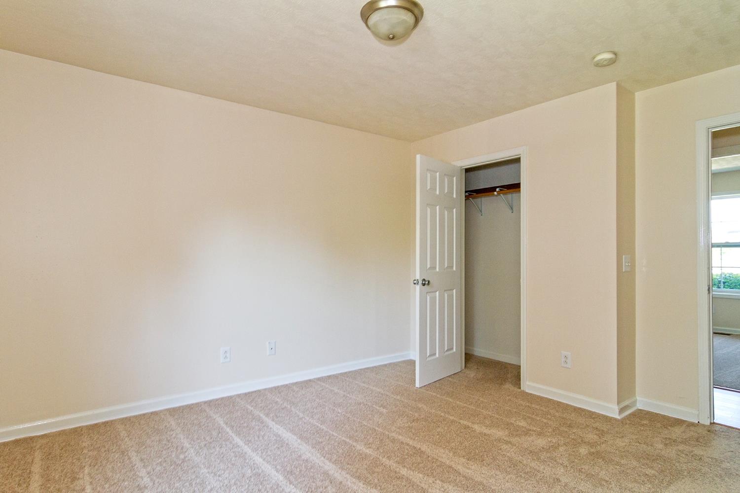 1215 5th Avenue West Springfield, TN 37172 - Photo 8 of 10 a view of an empty room