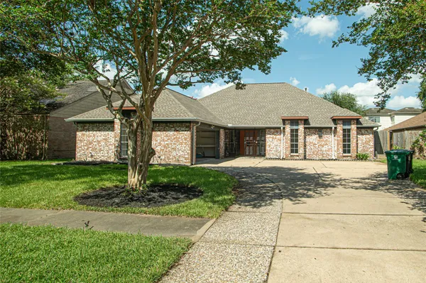 $369,000 | 10710 Sandy Shoals Drive, Houston, TX 77071