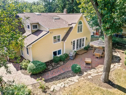 $1,225,000 | 411 West Birchwood Road, Hinsdale, IL 60521