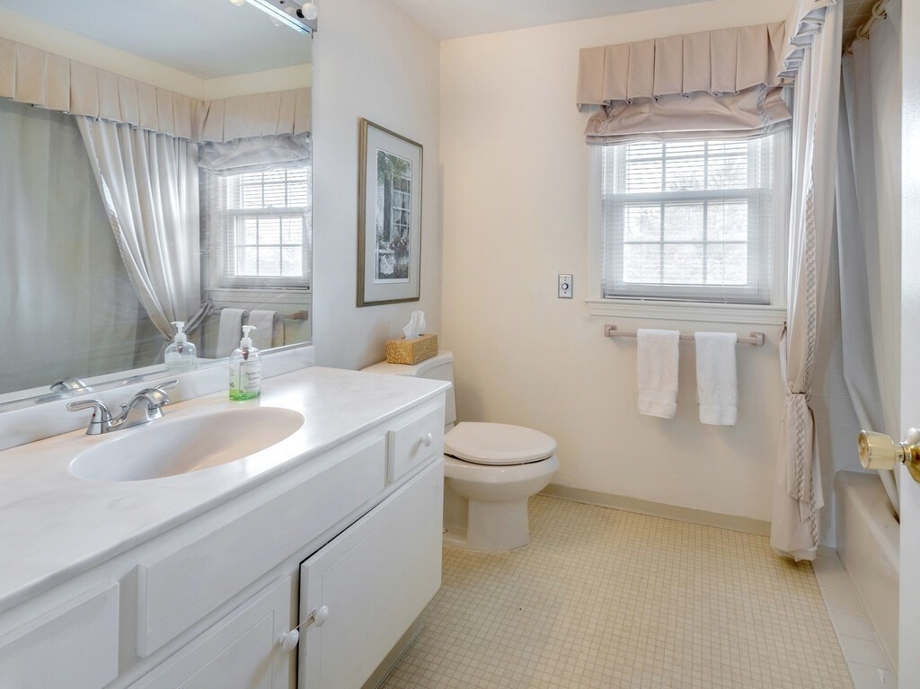 11 Founders Road Shrewsbury, MA 01545 - Photo 28 of 39