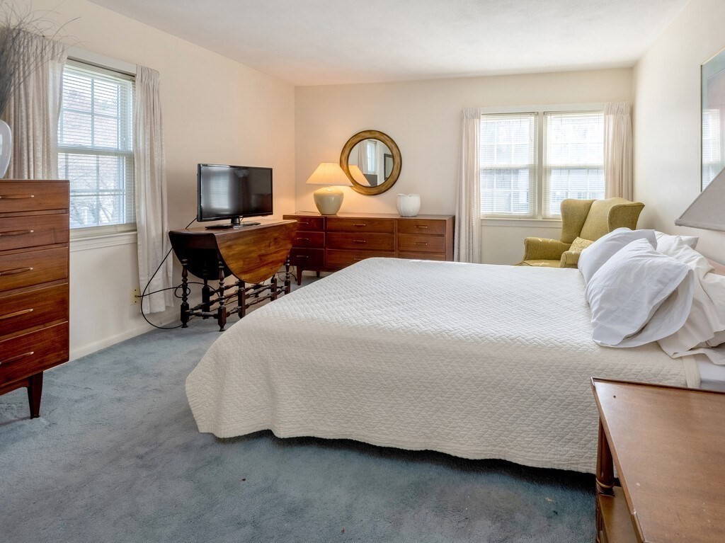 11 Founders Road Shrewsbury, MA 01545 - Photo 30 of 39
