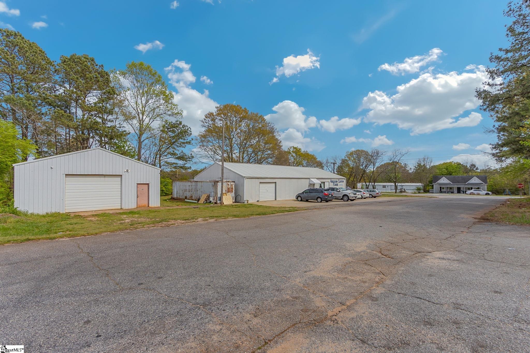 2004 Whitehall Road Anderson, SC 29625 - Photo 31 of 36