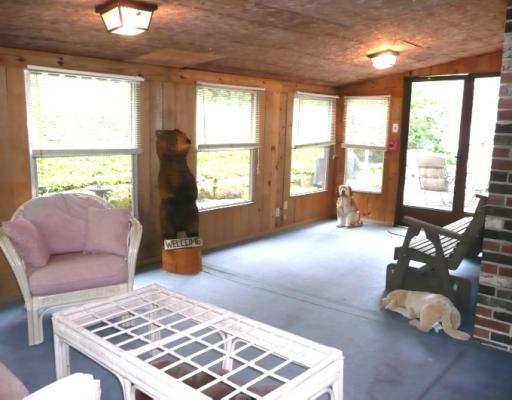 8750 Sloop Road Pittsburgh, PA 15237 - Photo 11 of 16 Other. Enclosed Porch