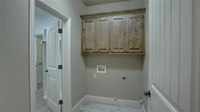 a view of walk in closet