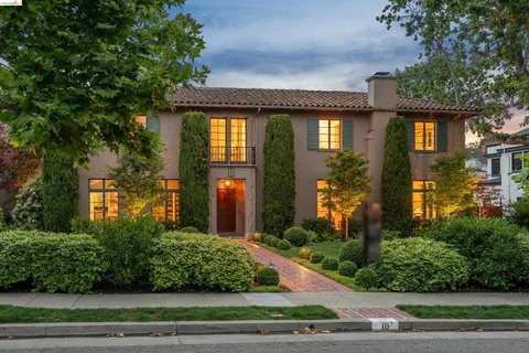 $5,495,000 | 10 Muir Avenue, Piedmont, CA 94610