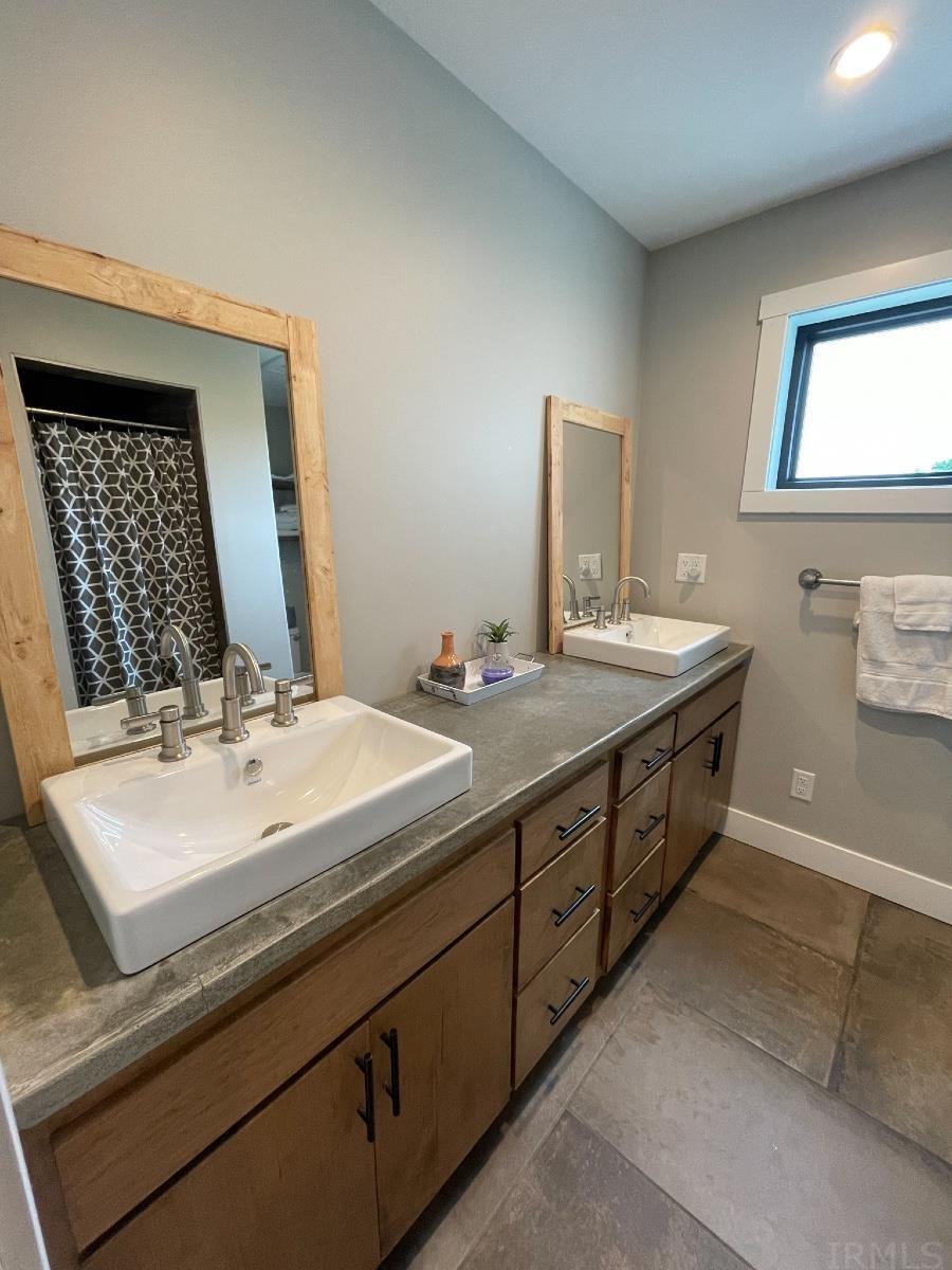 20927 9B Road Plymouth, IN 46563 - Photo 17 of 24 Gallery Image 17